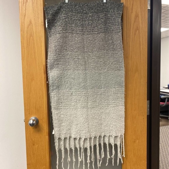 Grey Ombre Scarf-Blanket - Picture 2 of 7